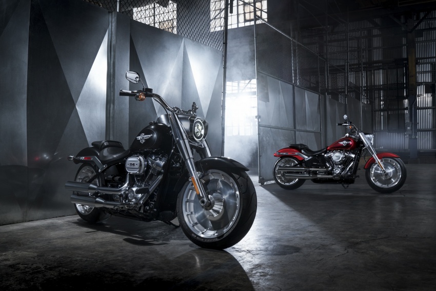 2018 Harley-Davidson Softail range updated – 107 and 114 Milwaukee Eight V-twin engines, faster and lighter 703865