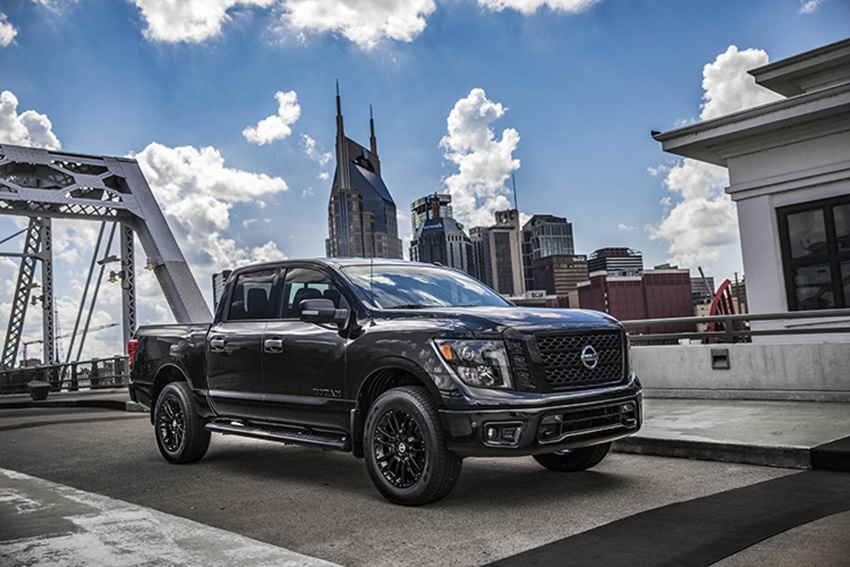 Nissan rolls out three Midnight Edition trucks during total solar eclipse – Titan, Titan XD and Frontier 701842
