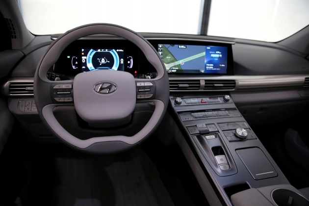 Hyundai next-gen hydrogen fuel cell vehicle revealed