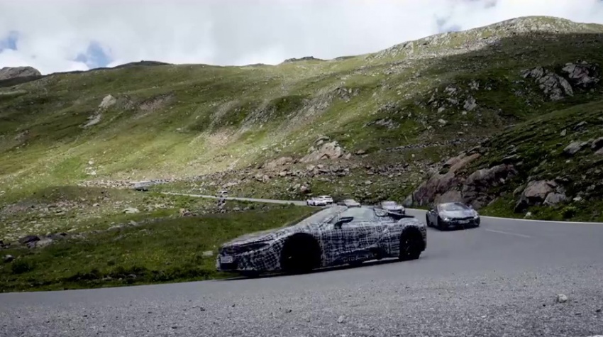 BMW i8 Roadster teased again, this time on the move 702771