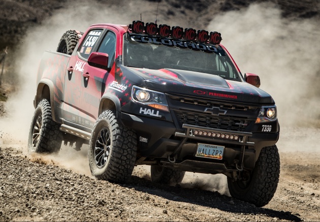 Chevrolet Colorado ZR2 berlumba buat kali pertama – guna enjin V6 3.6L asal, modifikasi oleh Hall Racing