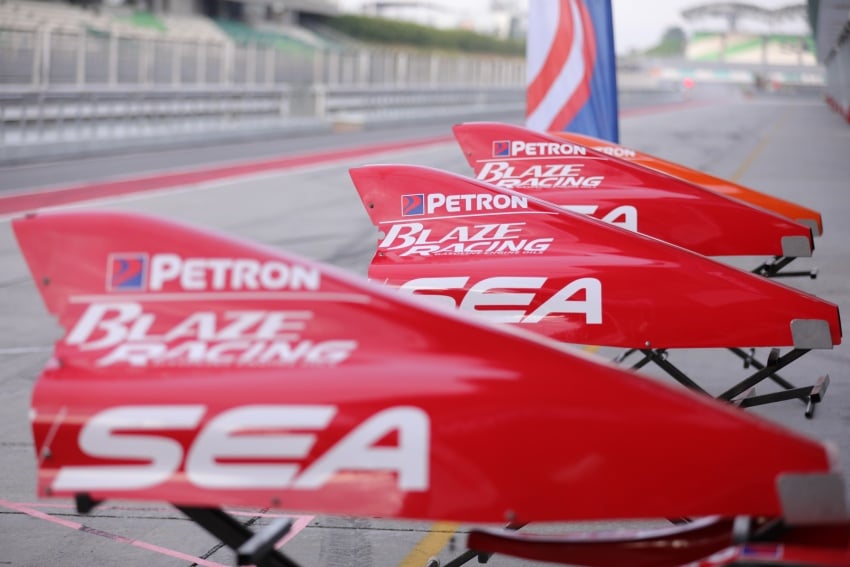 Driving a Formula 4 SEA race car fuelled by Petron 704237