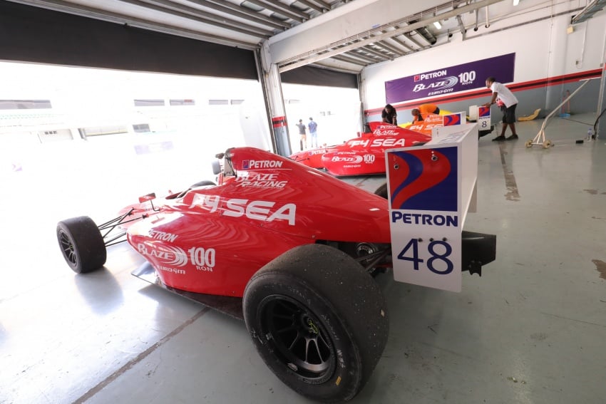 Driving a Formula 4 SEA race car fuelled by Petron 704253