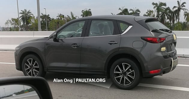 Mazda CX-5 baharu ditemui atas jalan di Malaysia