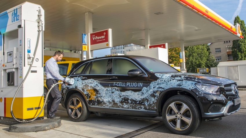 Daimler expands hydrogen filling network in Germany 694252