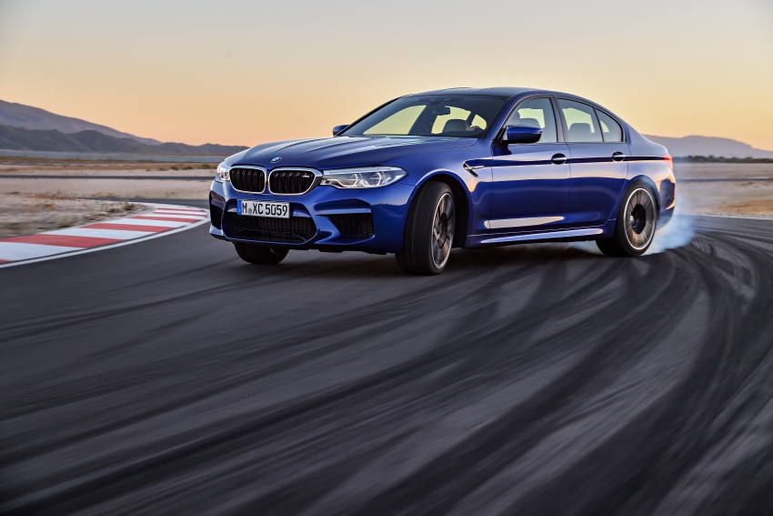 F90 BMW M5 finally revealed with 600 hp and 750 Nm 701606