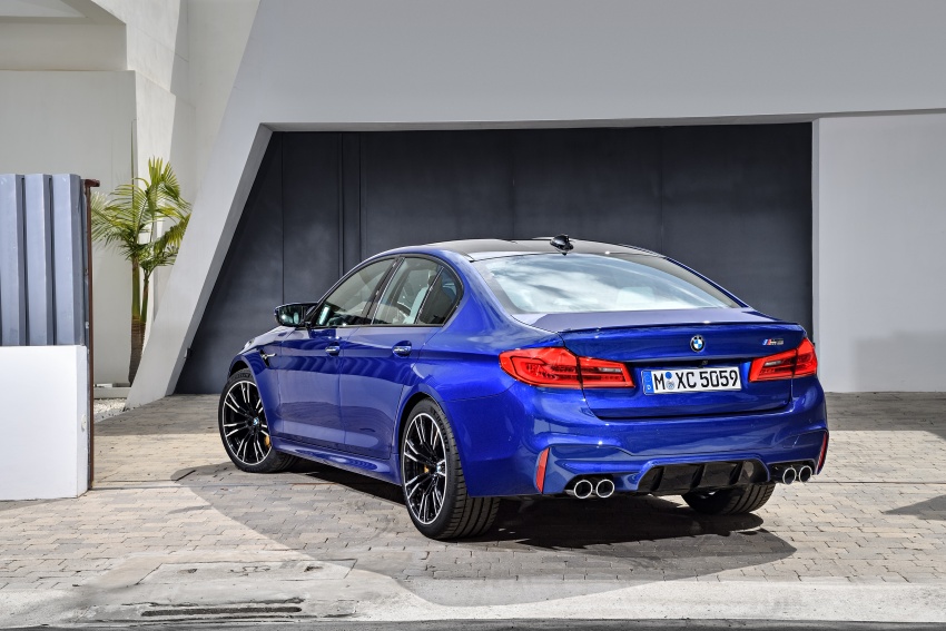 F90 BMW M5 finally revealed with 600 hp and 750 Nm 701608