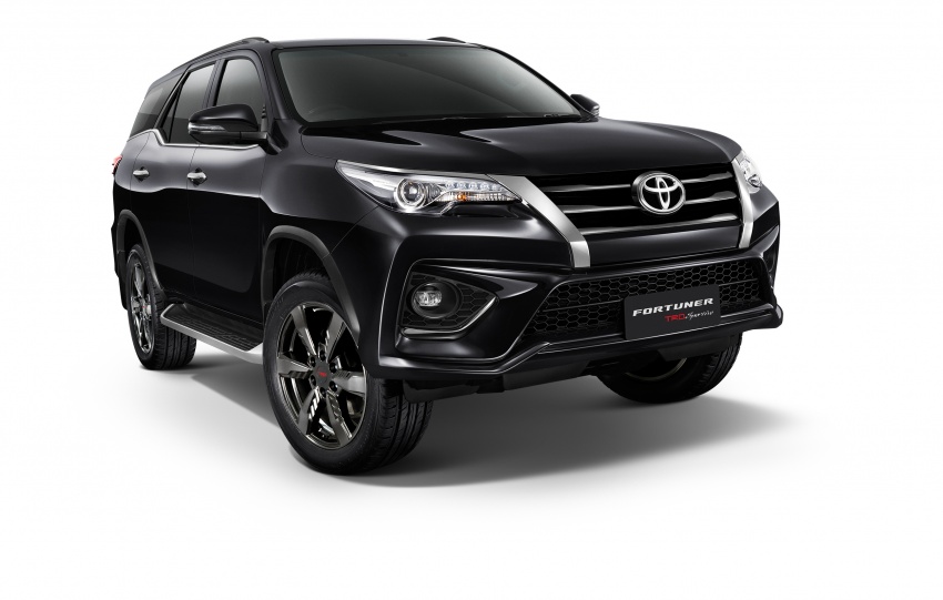 Toyota Fortuner updated in Thailand – new 2.4V 4WD model, powered passenger seat, rear disc brakes 694989