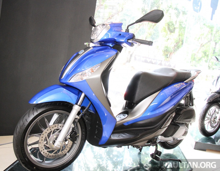 2017 Vespa S 125 i-GET and Piaggio Medley S 150 ABS launched – RM12,603 and RM18,327, respectively 695476