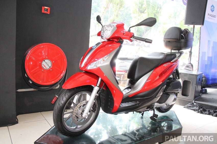 Vespa S 125 i-GET dan Piaggio Medley S 150 ABS 2017 dilancar untuk M’sia – harga RM12,603 dan RM18,327 695726