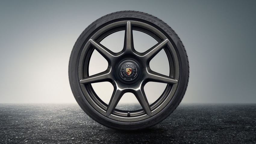 Porsche 911 Turbo S Exclusive – CF wheels from 2018 701116