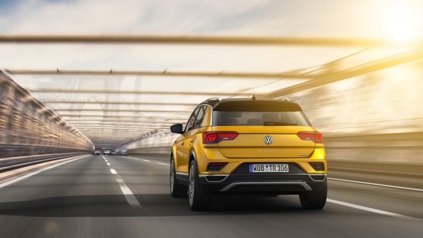 Volkswagen T-Roc revealed – MQB-based crossover 702556