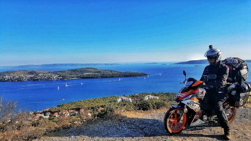 Malaysian couple take Honda RS150R supercub on extended honeymoon ride across 24 countries 706652