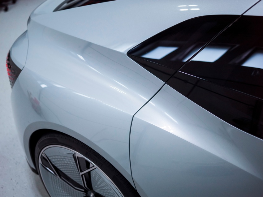 Audi Aicon concept – Level 5 autonomous driving, no steering wheel or seat belts, 800 km full EV range 708906