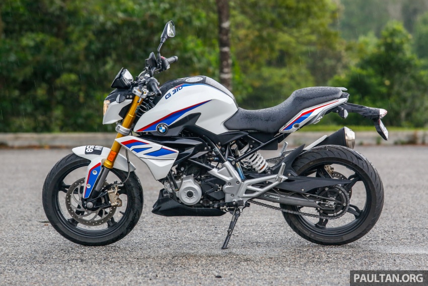 REVIEW: 2017 BMW Motorrad G310R in Malaysia – RM27k with ABS, but is it a proper BMW bike? 709540