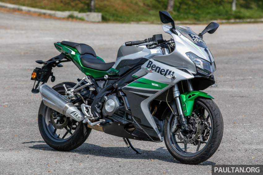 REVIEW: 2017 Benelli 302R – sports on a shoestring 713824