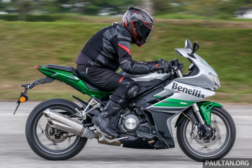 REVIEW: 2017 Benelli 302R – sports on a shoestring 713888