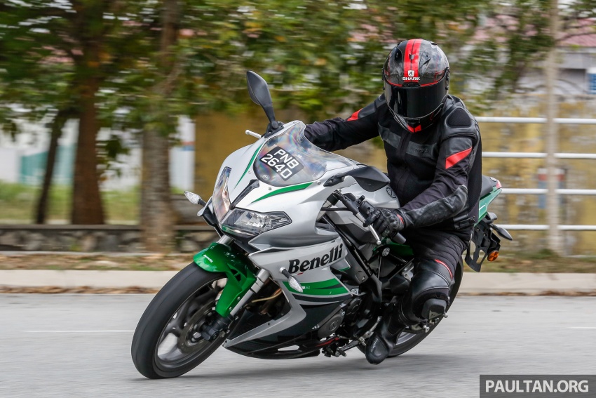 REVIEW: 2017 Benelli 302R – sports on a shoestring 713892