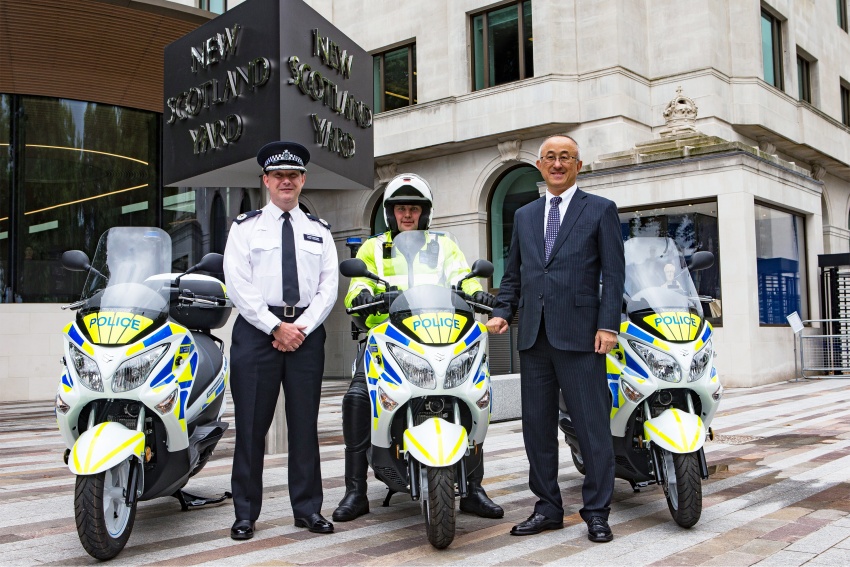 Suzuki Burgman hydrogen fuel cell trial by UK police 712271