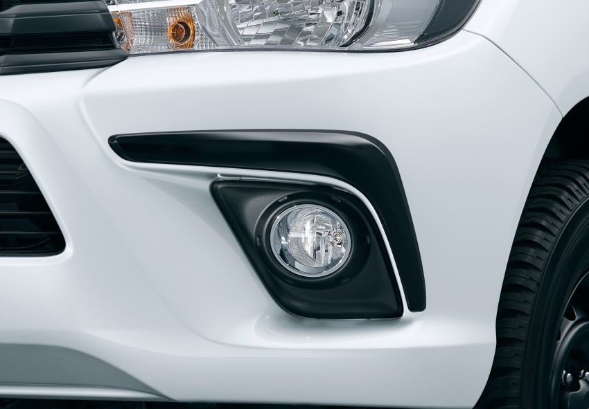 Toyota Hilux kembali dijual di Jepun, sejak dihentikan jualannya pada 2004 – harga bermula RM125k 710589