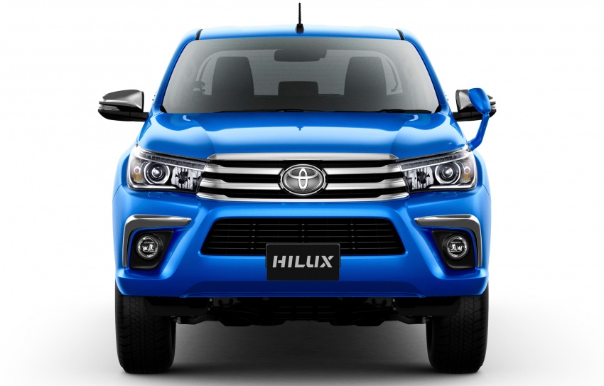Toyota Hilux kembali dijual di Jepun, sejak dihentikan jualannya pada 2004 – harga bermula RM125k 710596