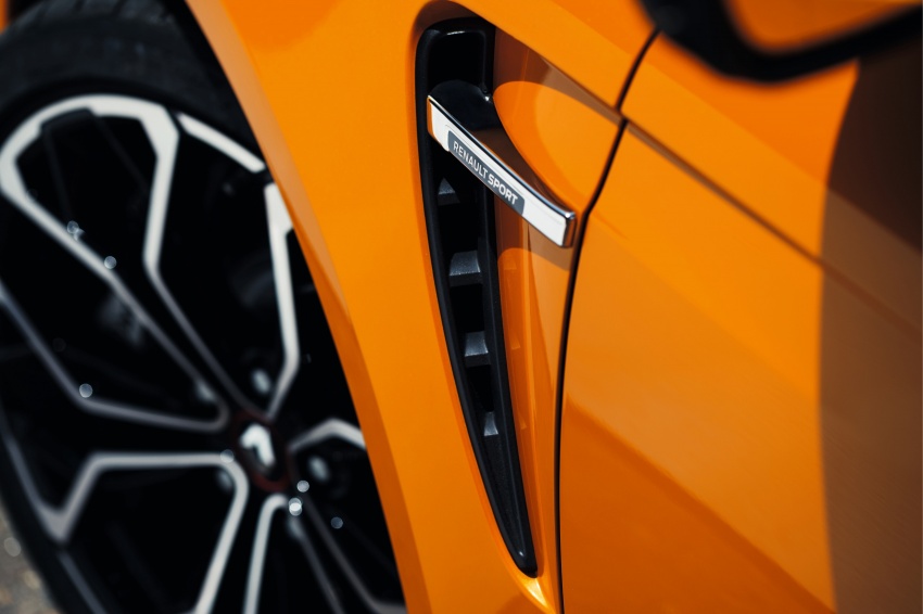 New Renault Megane RS debuts – 279 PS, four-wheel steering, choice of six-speed manual or dual-clutch 709426