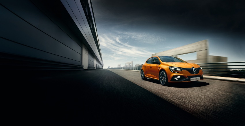 New Renault Megane RS debuts – 279 PS, four-wheel steering, choice of six-speed manual or dual-clutch 709432