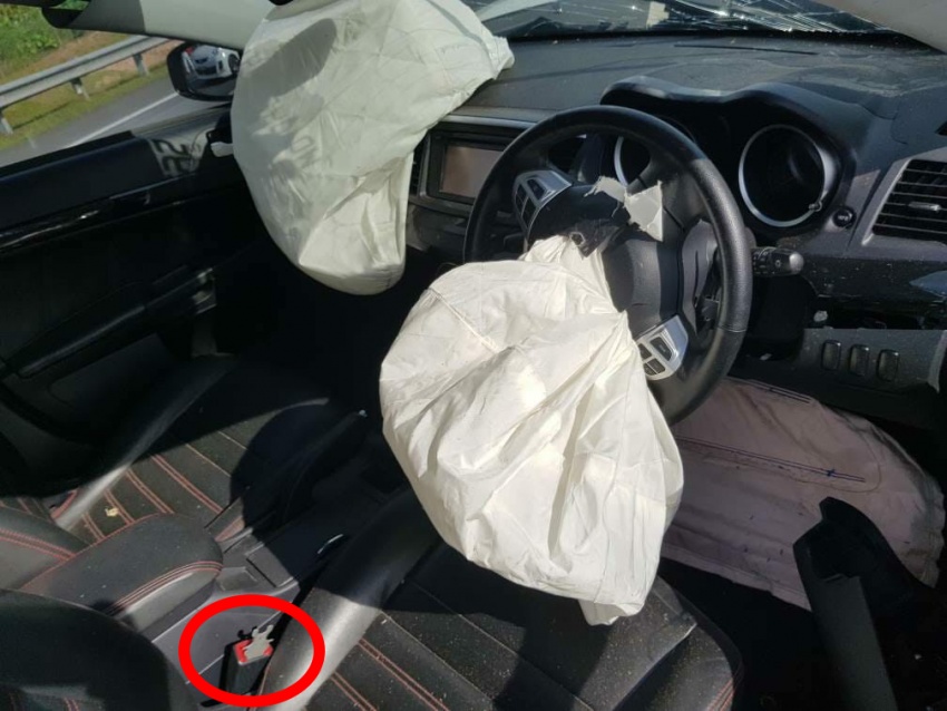 Driver killed after thrown out in crash, fake seat belt clip seen – is the (in)convenience worth your life? 714565