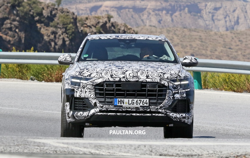 SPIED: Audi Q8 with more appropriate interior spotted 713574