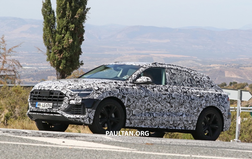 SPIED: Audi Q8 with more appropriate interior spotted 713576
