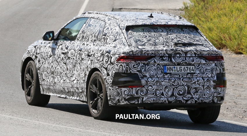 SPIED: Audi Q8 with more appropriate interior spotted 713579