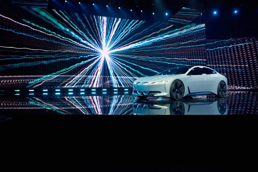 BMW i Vision Dynamics – Gran Coupe elektrik tegap 711846