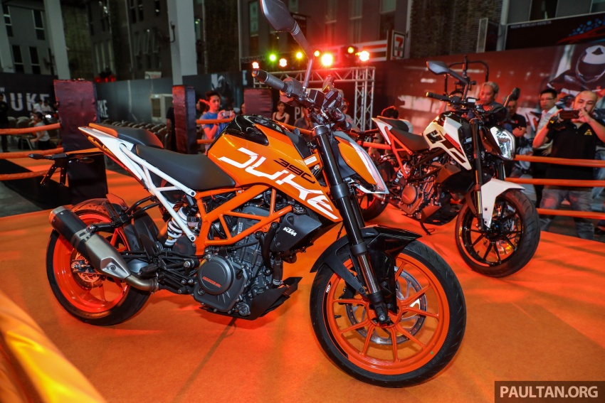 2017 KTM Duke 250 and Duke 390 launched in Malaysia – Euro 4, ABS; from RM21,730 – RM28,800 715386