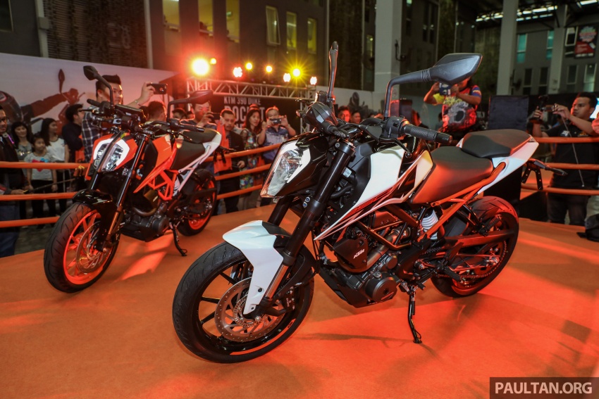 2017 KTM Duke 250 and Duke 390 launched in Malaysia – Euro 4, ABS; from RM21,730 – RM28,800 715355