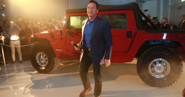 Hummer H1 elektrik untuk Arnold Schwarzenegger