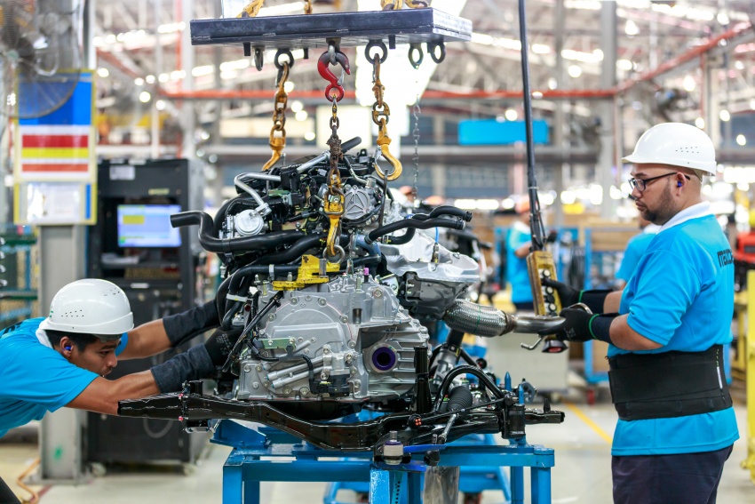 Mazda M’sia lancar pusat cat baharu di kilang Inokom – sasar eksport untuk lebih banyak pasaran Asia 715878