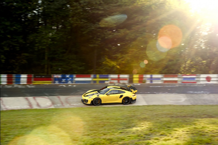 VIDEO: Porsche GT2 RS tops ‘Ring chart with 6:47 lap 715680