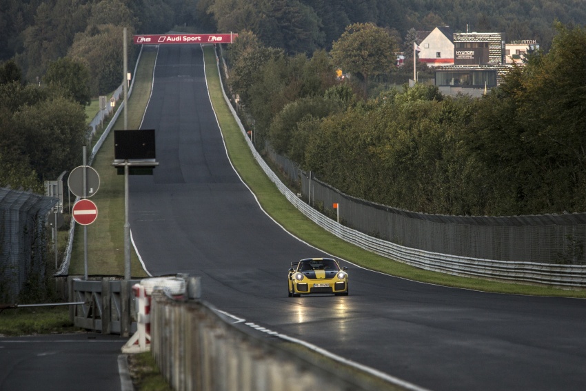 VIDEO: Porsche GT2 RS tops ‘Ring chart with 6:47 lap 715684