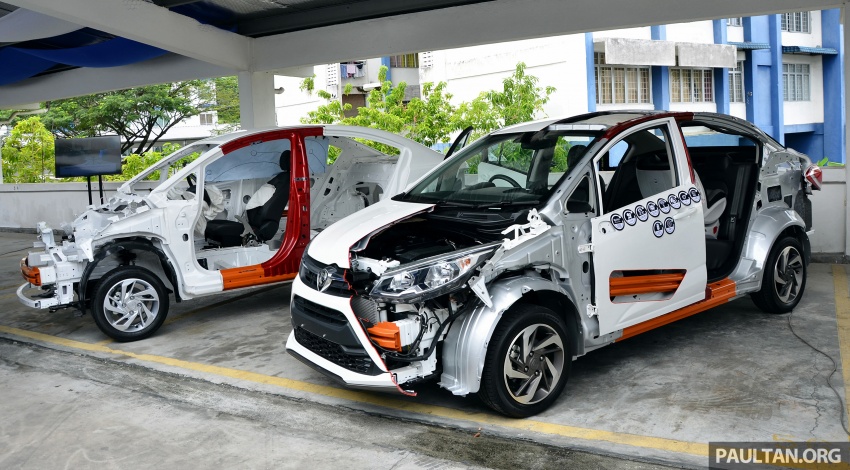 Proton hands over a brand-new Persona, engine and transmission to PDRM for research, training purposes 713091