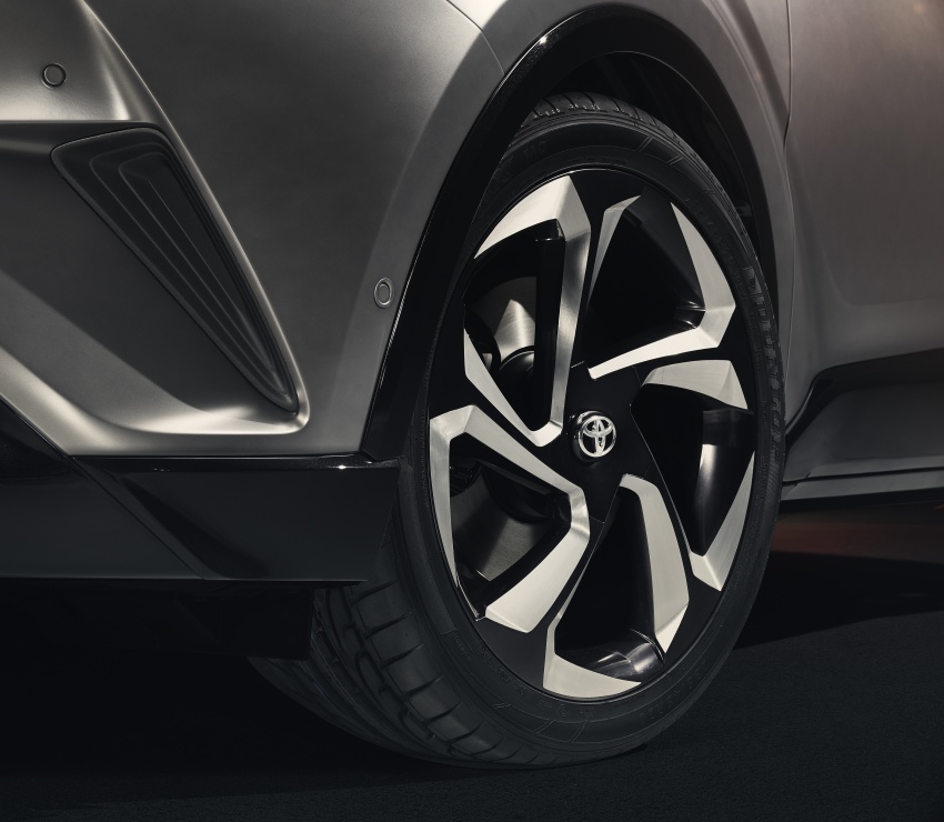 Toyota C-HR Hy-Power Concept previews hotter hybrid 709591