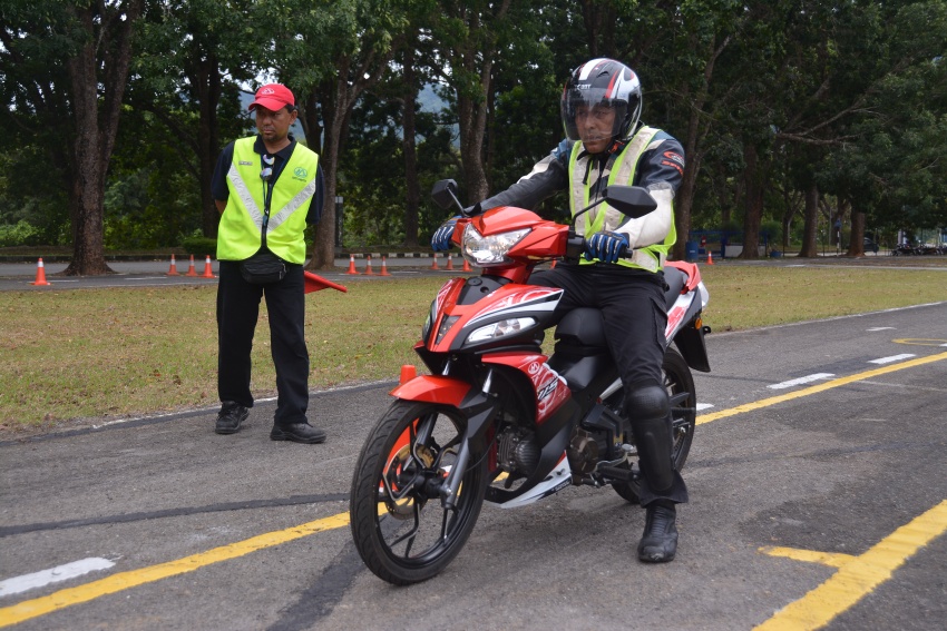 Modenas signs “Safety Riding” programme MoU 719142