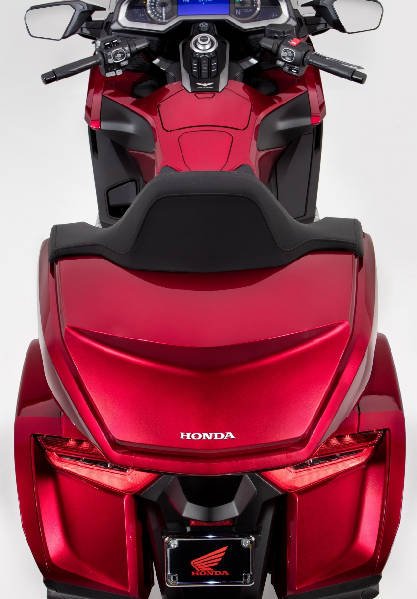 2018 Honda Goldwing revealed – 1,833 cc, RM99.5k 727848