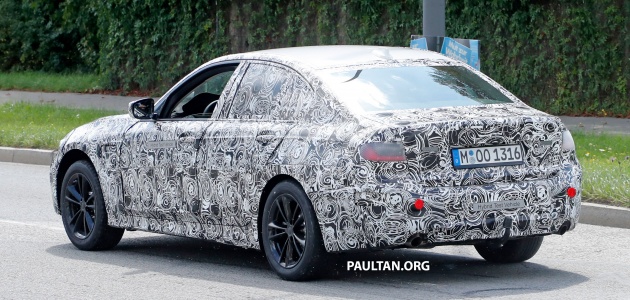 SPIED: G20 BMW 3 Series seen again, with interior