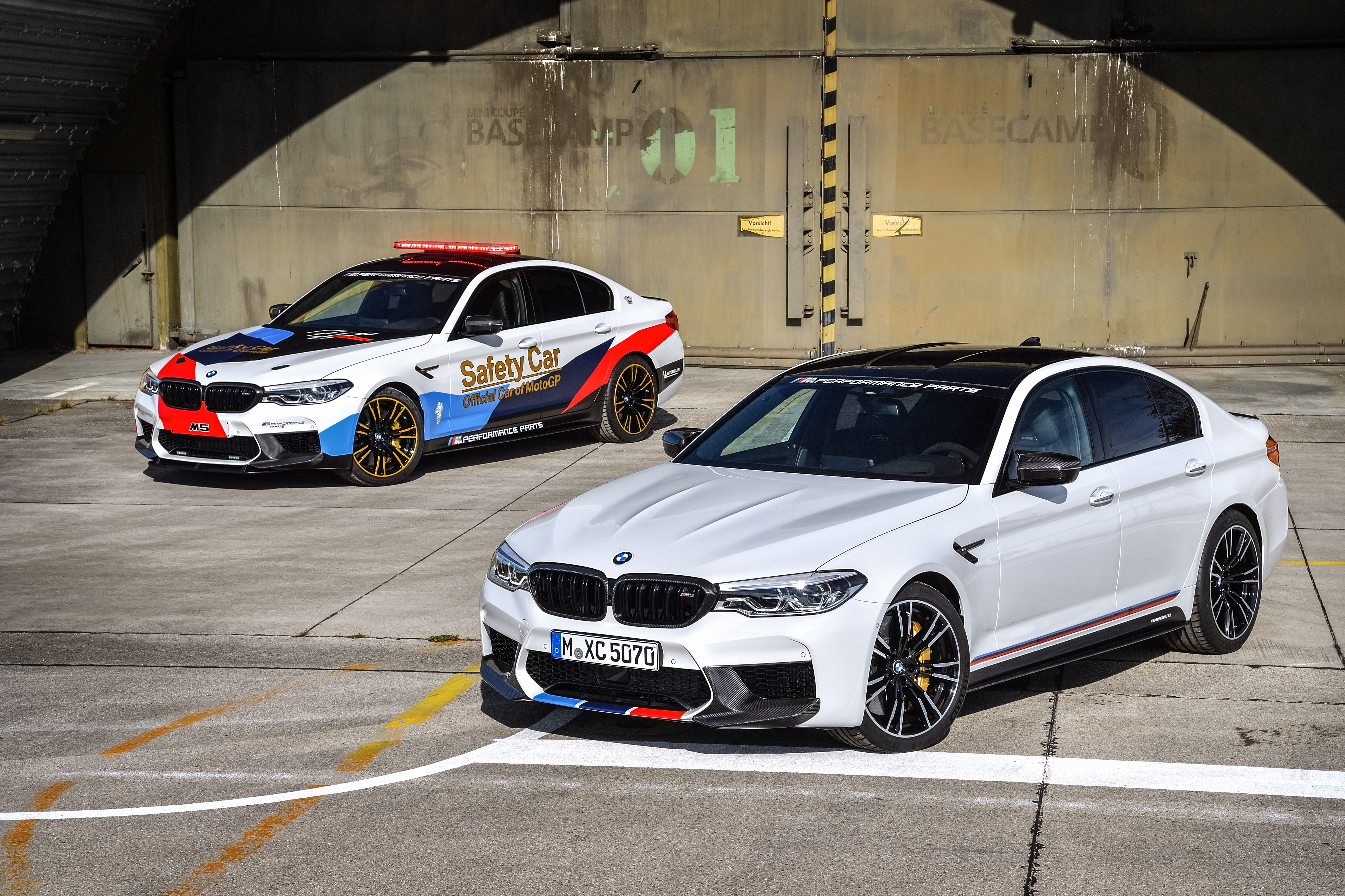 Бмв ф90 тюнинг. BMW m5 f90. BMW m5 2018. BMW m5 f90 Competition Sport. BMW m5 f90 m Performance.