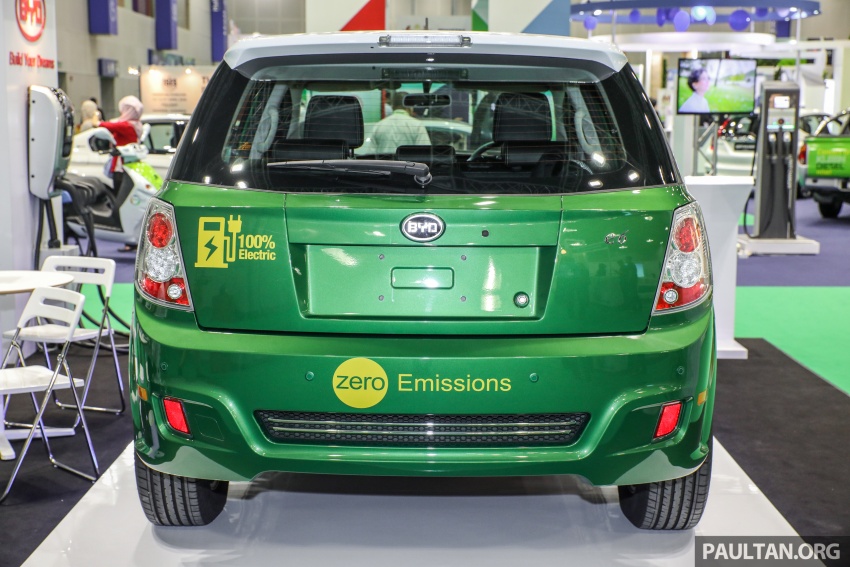 BYD e6 electric vehicle shown at IGEM 2017 – 121 hp, 450 Nm, 400 km range, available for fleet buyers only 722080