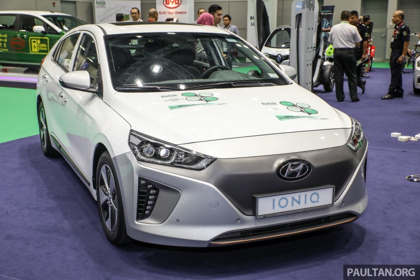 Hyundai Ioniq Electric at IGEM – EV being field tested 722134
