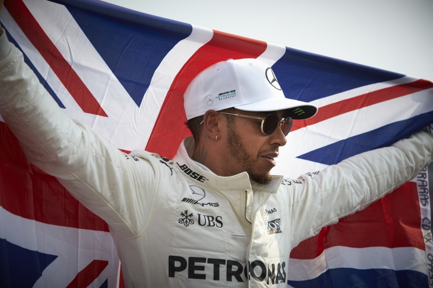 Lewis Hamilton wins fourth F1 world championship 730216