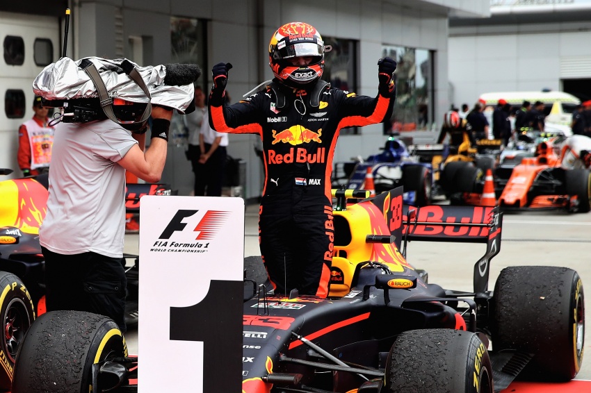 2017 Malaysian GP: Verstappen wins thrilling final race 717669