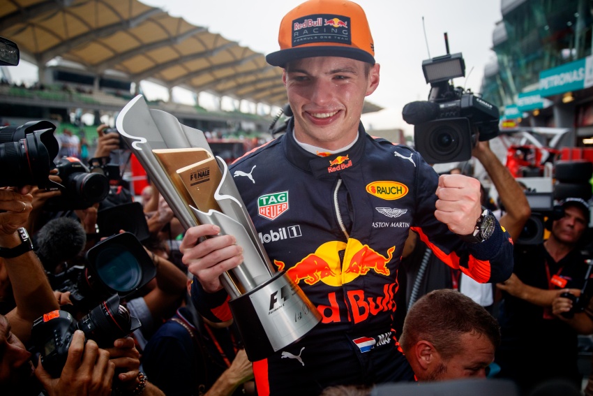 2017 Malaysian GP: Verstappen wins thrilling final race 717685