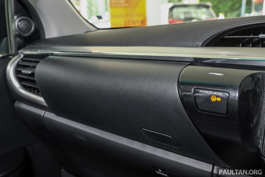 GALERI: Toyota Hilux D/Cab 2.8G A/T 4×4 – RM130,900 723311